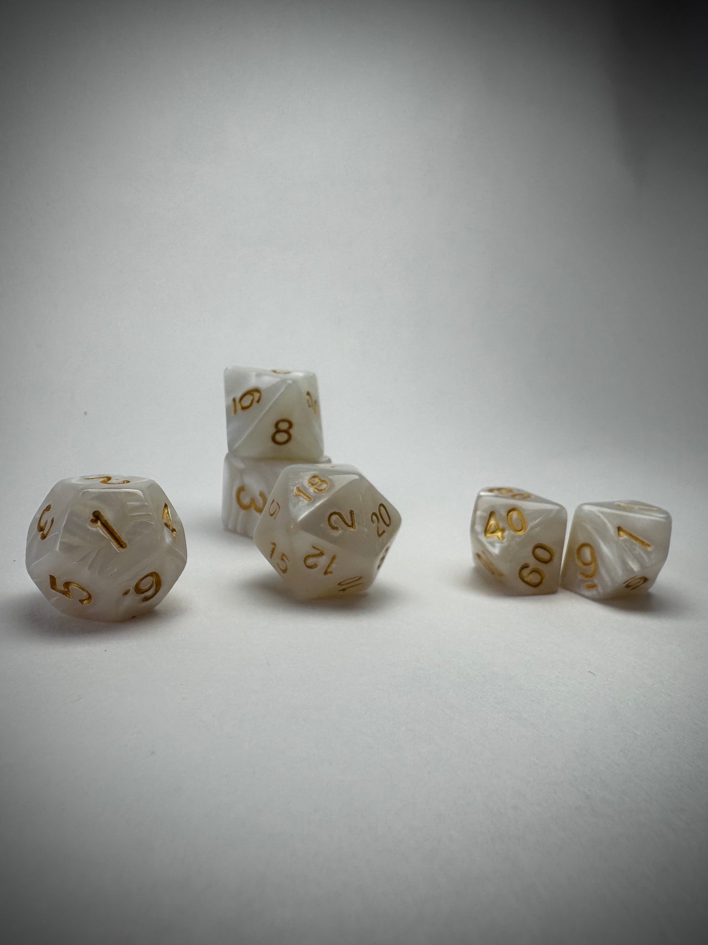 Pearl White Dice Set 7pcs