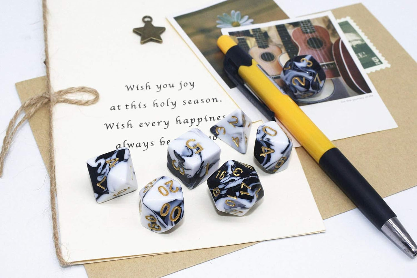 Black & White Dice Set