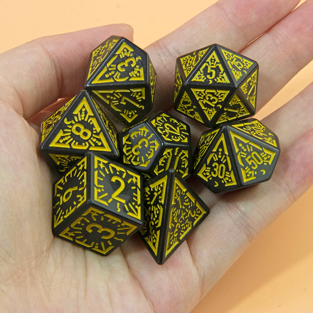 Carved Dice Set 7pcs